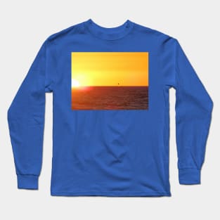 Flying into the sunset Long Sleeve T-Shirt